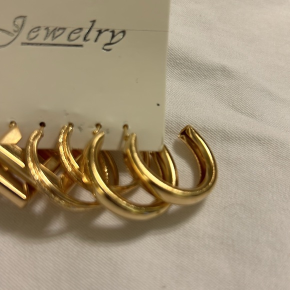 NWT, 1 “ golden hoops, set of 6 pairs, see pics - Picture 4 of 4